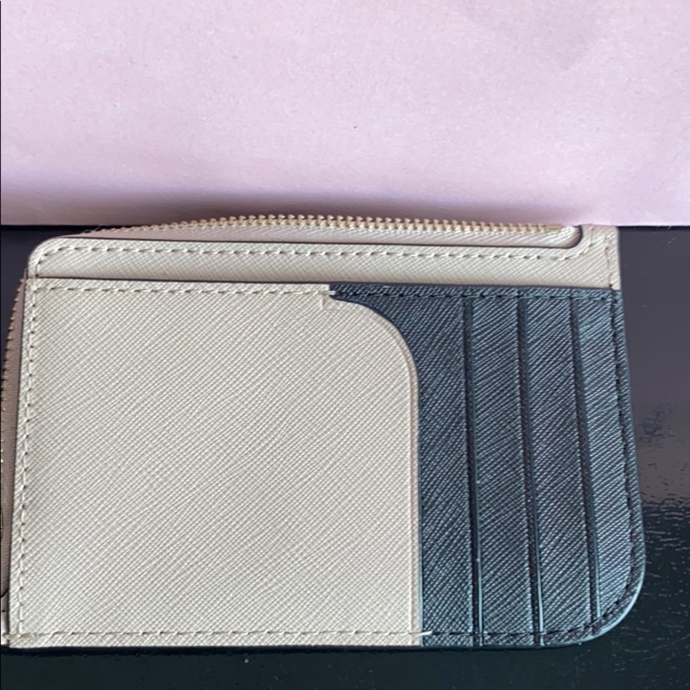 Kate Spade card holder - Picture 4 of 4